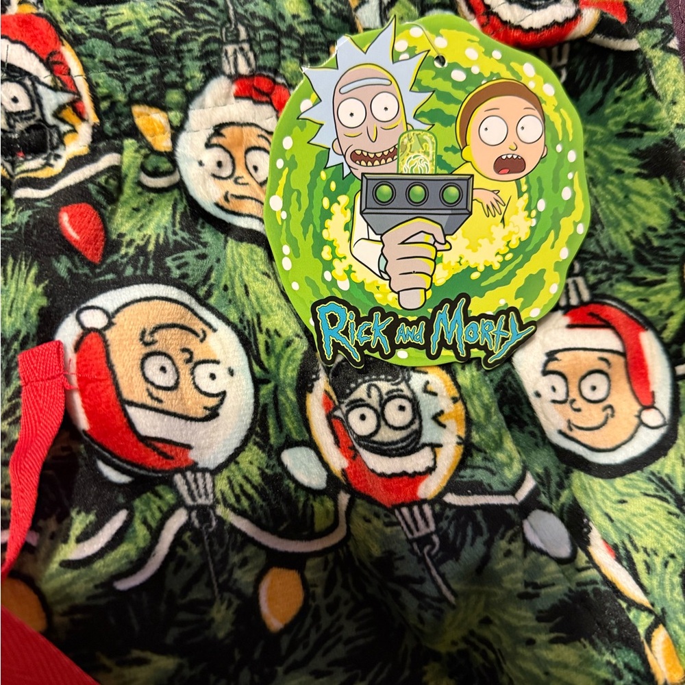 Rick And Morty Men’s PJ Pajama Bottoms
Medium NWT. Fun print!